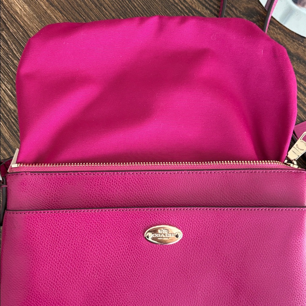 Coach East/West Pop Sunset Red Crossbody Including Removable Coach Pouch - Picture 10 of 12